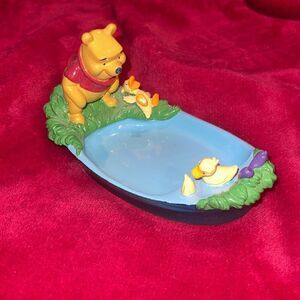 Vintage Disney Pooh Sunshine and Showers Soap Dish Bathroom Decor